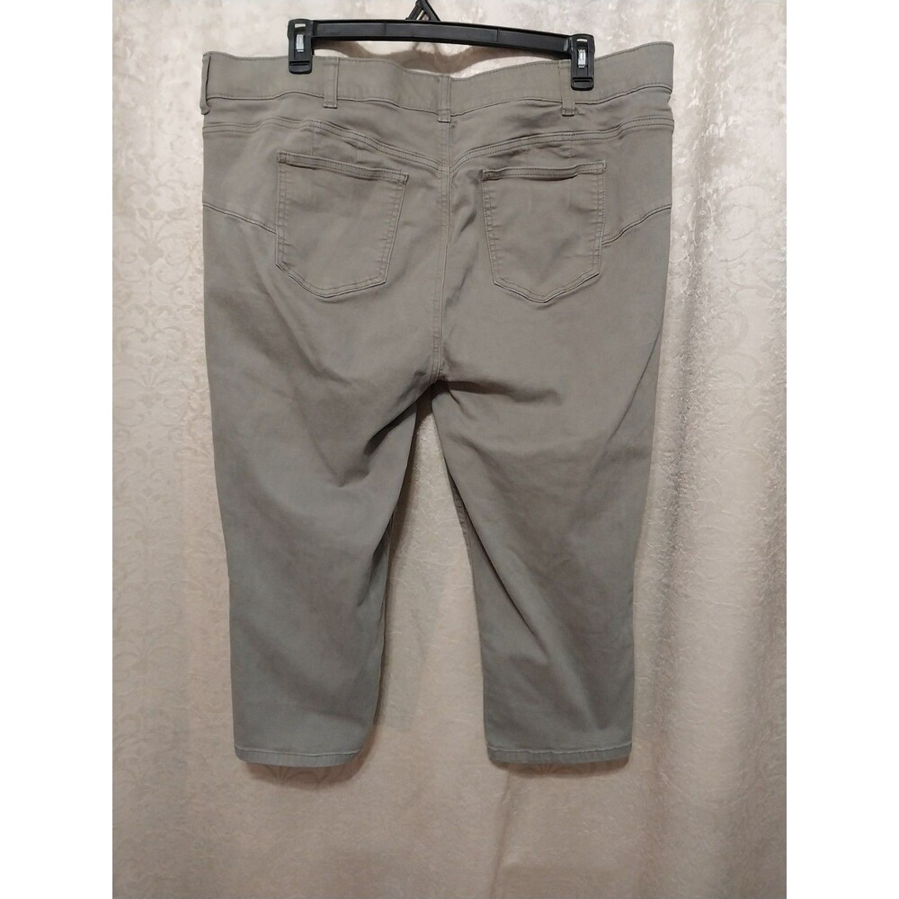 Torrid Bombshell Skinny Crop Pants 24 Plus Size Olive Green Stretch Twill Crop - Picture 5 of 8